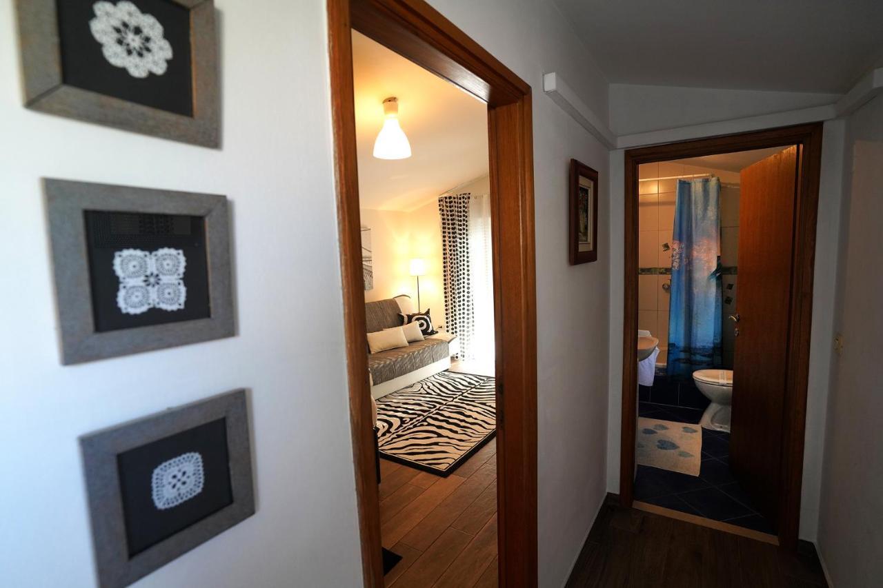 Villa Tago With Heated New Pool Kaštela المظهر الخارجي الصورة