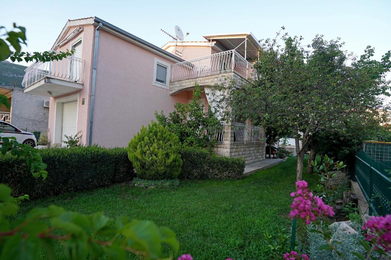Villa Tago With Heated New Pool Kaštela المظهر الخارجي الصورة