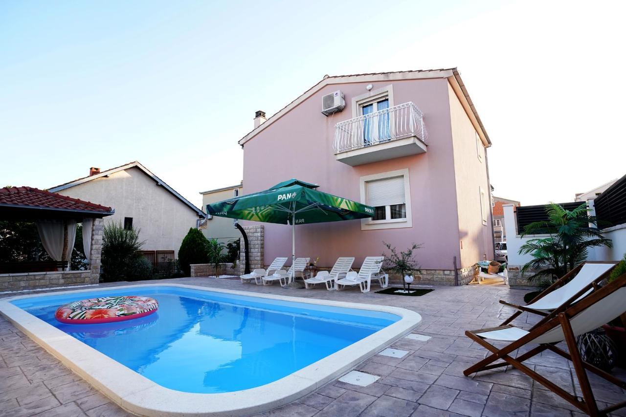 Villa Tago With Heated New Pool Kaštela المظهر الخارجي الصورة
