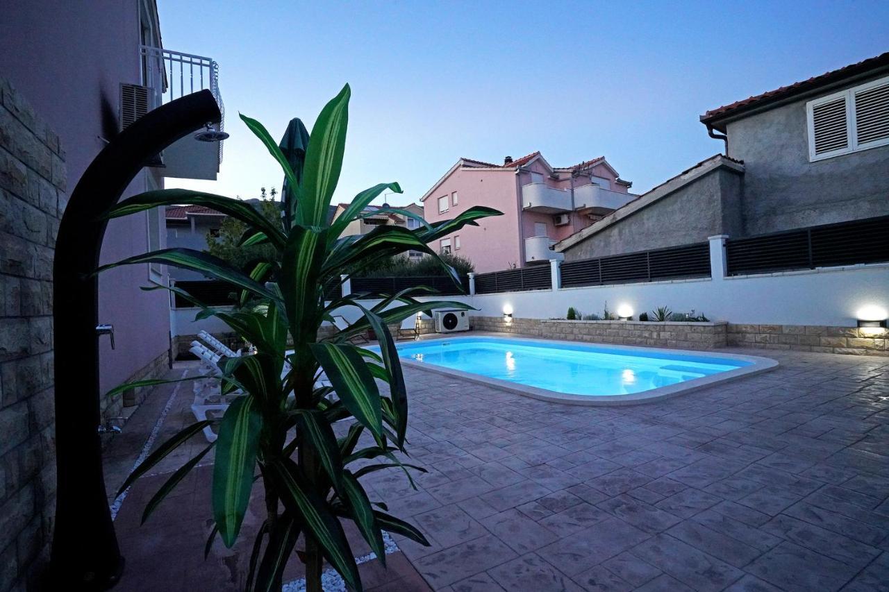 Villa Tago With Heated New Pool Kaštela المظهر الخارجي الصورة
